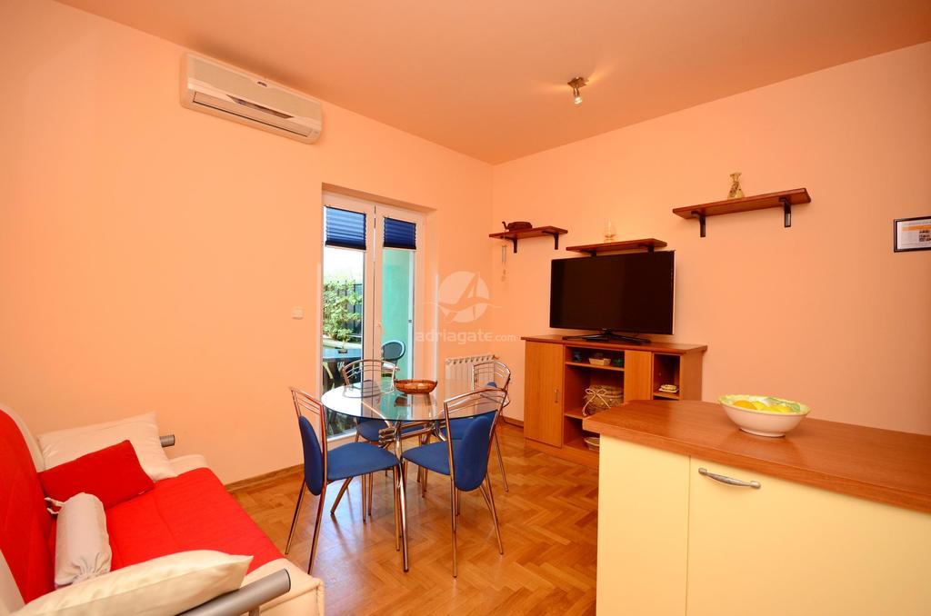 Apartment Blazenka Pula Habitación foto