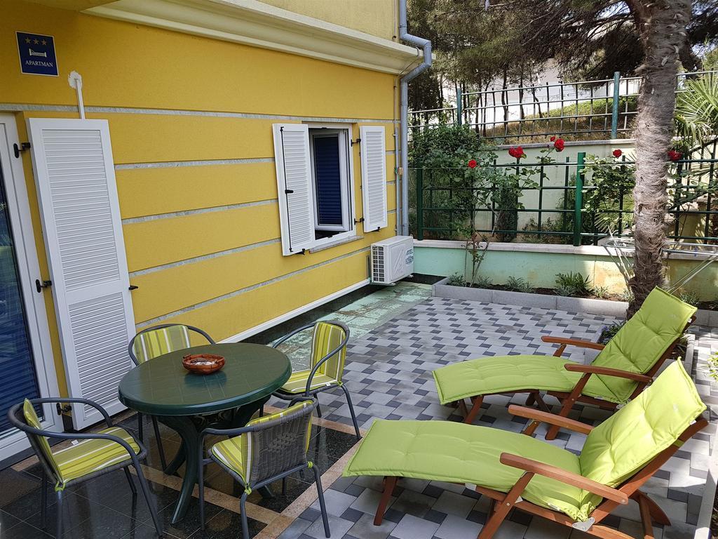 Apartment Blazenka Pula Exterior foto